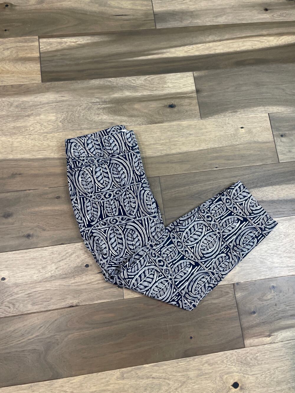 LOFT Navy Cream Leaf Print Slim Ankle Pants Size 2 Cotton Original Ankle